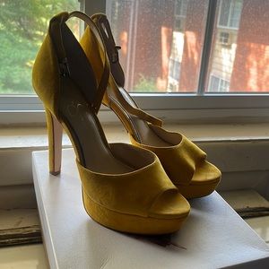Jessica Simpson platform heels